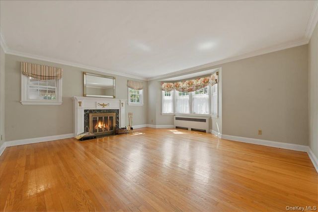 225 Crocus Avenue, Floral Park, NY 11001