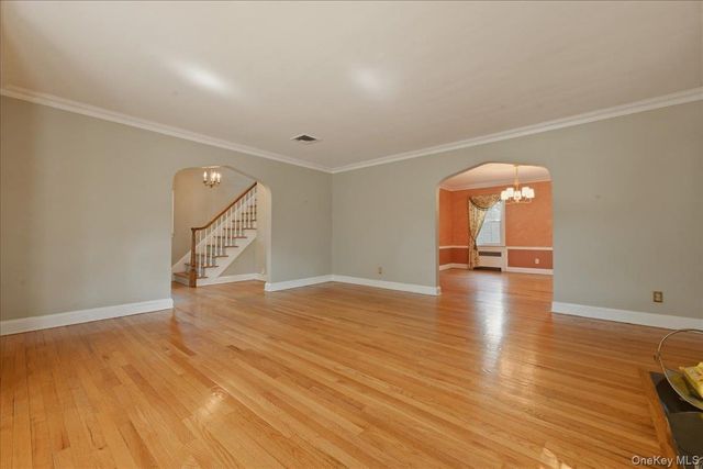 225 Crocus Avenue, Floral Park, NY 11001
