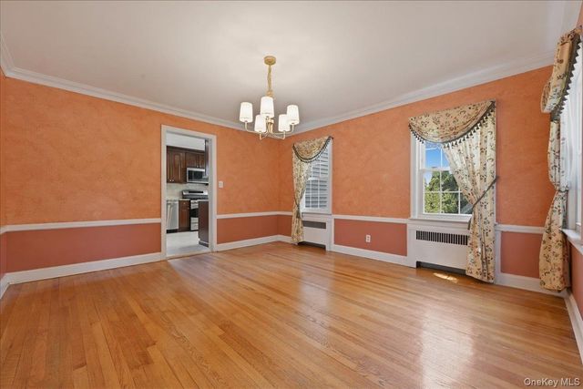 225 Crocus Avenue, Floral Park, NY 11001