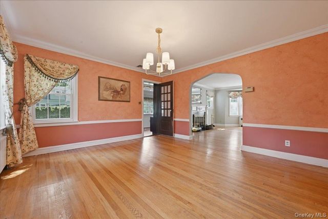 225 Crocus Avenue, Floral Park, NY 11001