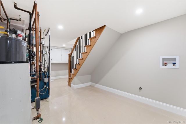 10525 63rd Drive, Forest Hills, NY 11375
