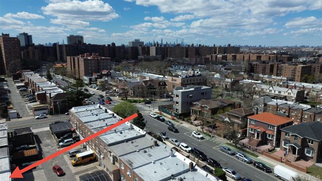 10525 63rd Drive, Forest Hills, NY 11375