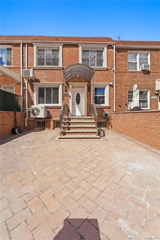 10525 63rd Drive, Forest Hills, NY 11375