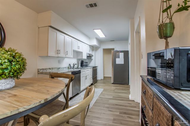 102 Alba Plena St, Pensacola, FL 32507