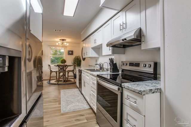 102 Alba Plena St, Pensacola, FL 32507