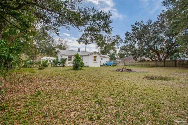 102 Alba Plena St, Pensacola, FL 32507