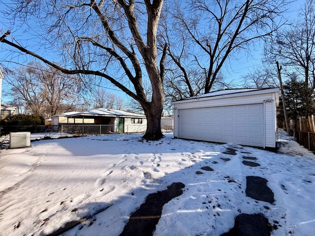 14525 Dobson Avenue, Dolton, IL 60419