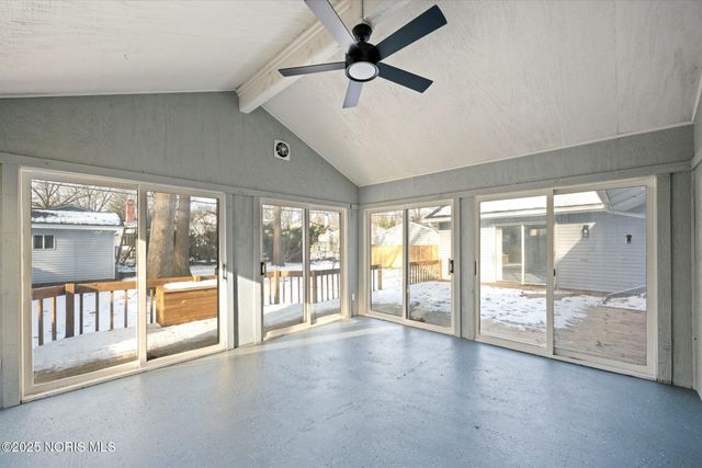 2537 Vaness Drive, Toledo, OH 43615