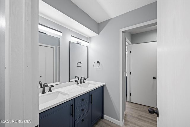 2537 Vaness Drive, Toledo, OH 43615