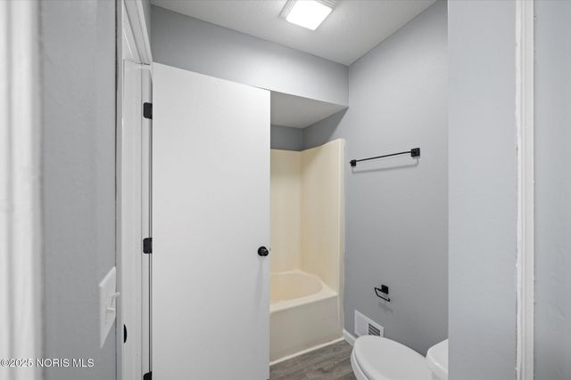 2537 Vaness Drive, Toledo, OH 43615