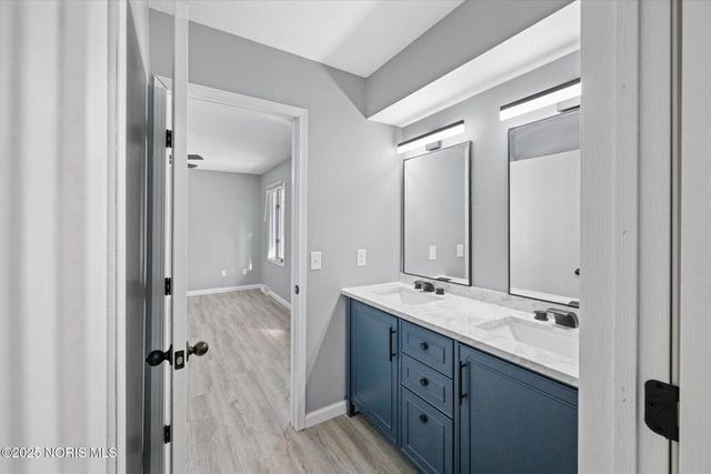 2537 Vaness Drive, Toledo, OH 43615