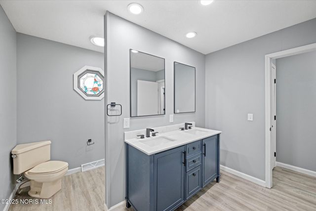 2537 Vaness Drive, Toledo, OH 43615