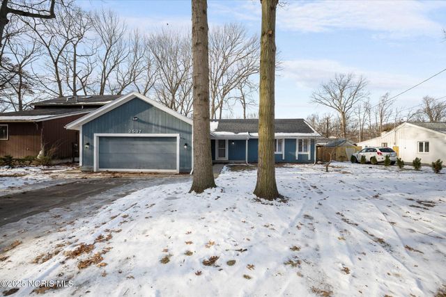 2537 Vaness Drive, Toledo, OH 43615