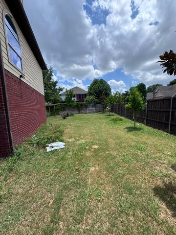 814 Honey Hill Drive, Garland, TX 75040