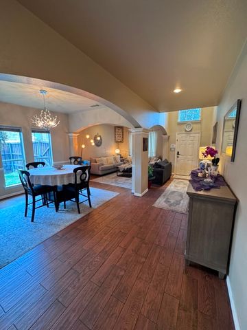 814 Honey Hill Drive, Garland, TX 75040