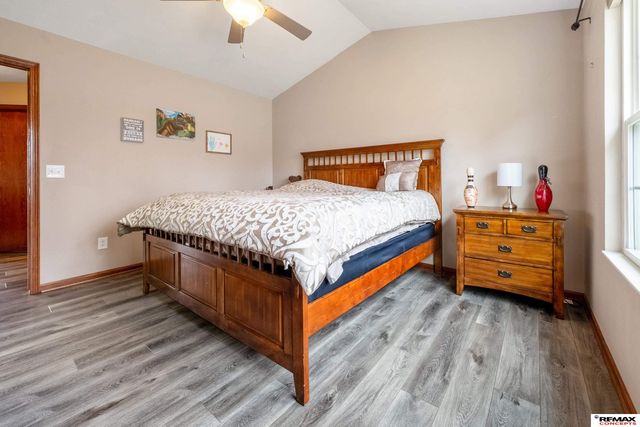 8931 Berg Drive, Lincoln, NE 68505