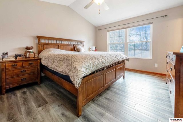 8931 Berg Drive, Lincoln, NE 68505