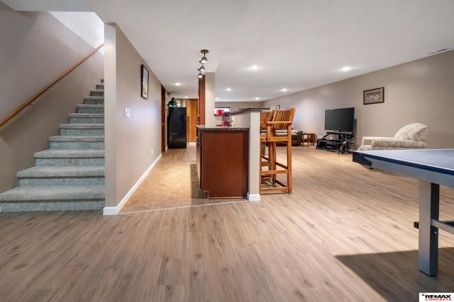 8931 Berg Drive, Lincoln, NE 68505