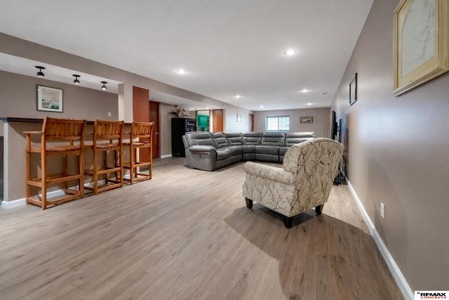 8931 Berg Drive, Lincoln, NE 68505