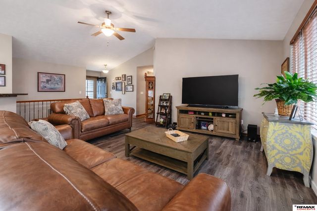 8931 Berg Drive, Lincoln, NE 68505