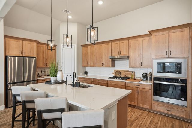 19303 Seabiscuit Stable Trail, Tomball, TX 77377