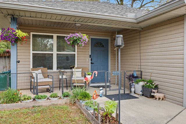 276 E Elm Avenue, Crestview, FL 32536