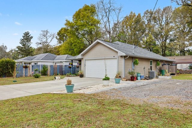 276 E Elm Avenue, Crestview, FL 32536