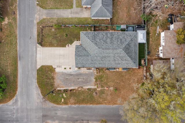 276 E Elm Avenue, Crestview, FL 32536