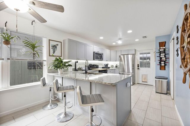 276 E Elm Avenue, Crestview, FL 32536