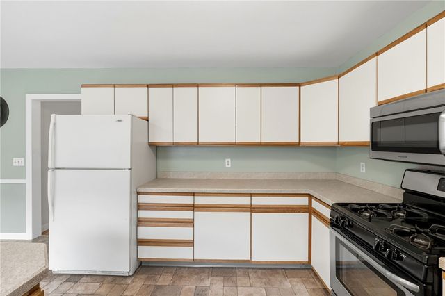 29 Parker St Street, Lincoln, RI 02865