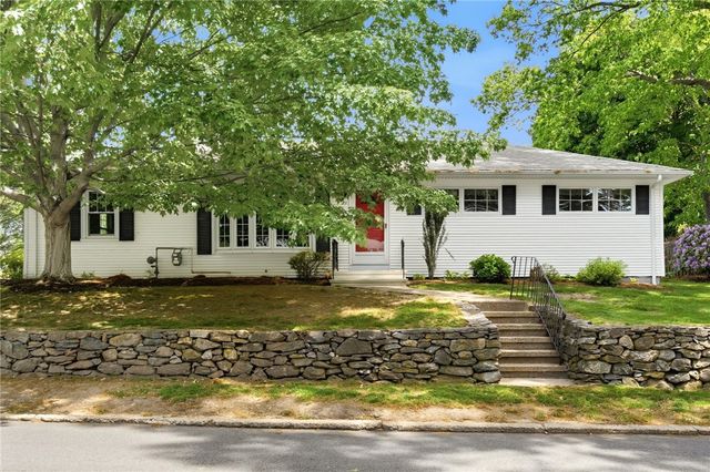 29 Parker St Street, Lincoln, RI 02865