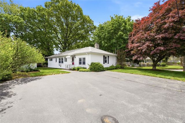 29 Parker St Street, Lincoln, RI 02865