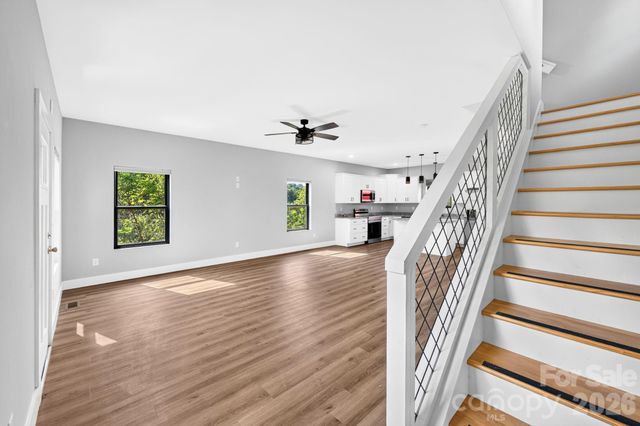 613 Salem Heights Lane, Swannanoa, NC 28778