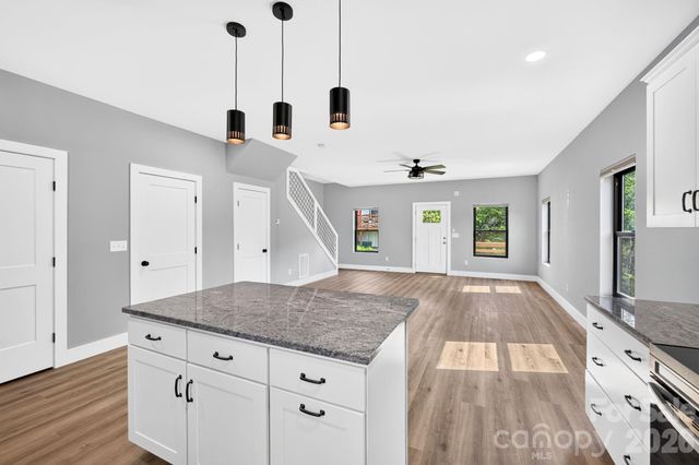 613 Salem Heights Lane, Swannanoa, NC 28778
