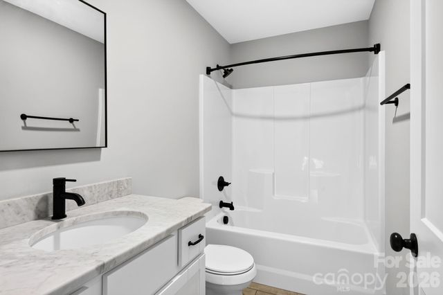 613 Salem Heights Lane, Swannanoa, NC 28778