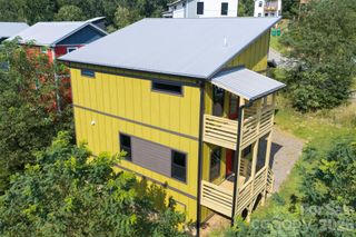 613 Salem Heights Lane, Swannanoa, NC 28778
