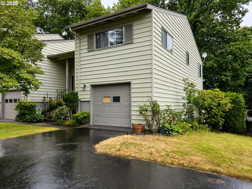 14807 Ne SISKIYOU Ct, Portland, OR 97230