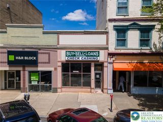 50 Centre Square, Easton, PA 18042