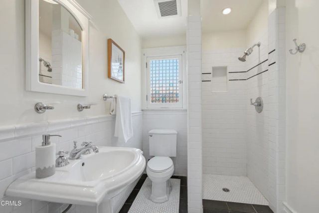703 S Primrose Avenue, Monrovia, CA 91016