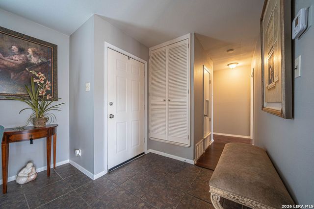 5906 Knoll Krest, San Antonio, TX 78242