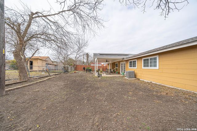 5906 Knoll Krest, San Antonio, TX 78242