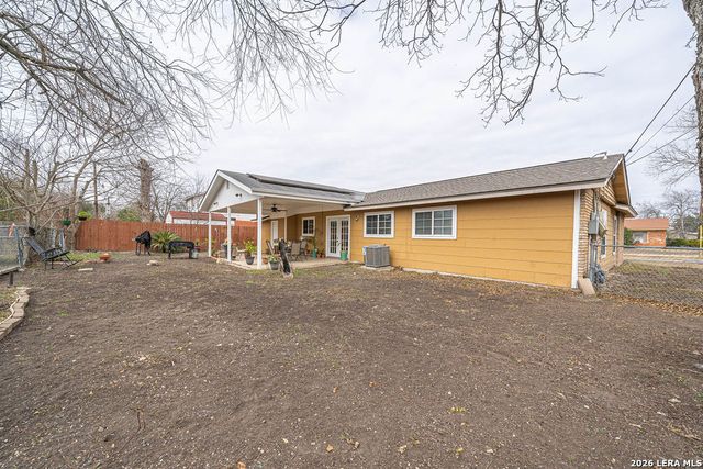 5906 Knoll Krest, San Antonio, TX 78242