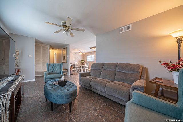 5906 Knoll Krest, San Antonio, TX 78242