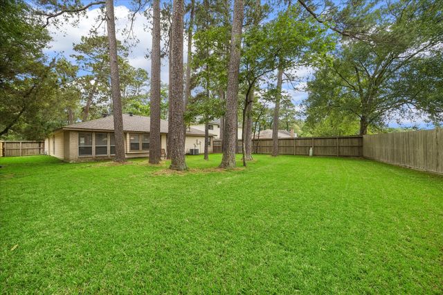 5106 Village Springs Drive, Kingwood, TX 77339