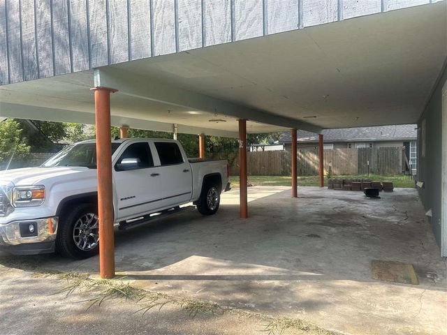 605 Central Parkway, Lake Charles, LA 70605