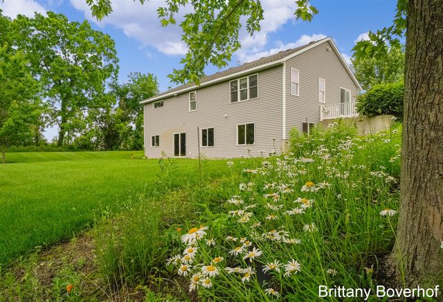 9875 Kateri Way Drive, Caledonia, MI 49316