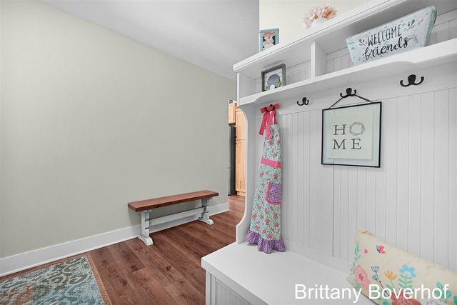 9875 Kateri Way Drive, Caledonia, MI 49316
