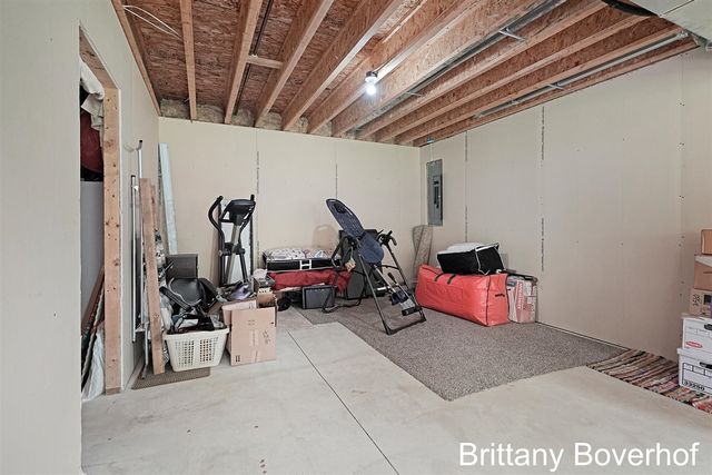 9875 Kateri Way Drive, Caledonia, MI 49316
