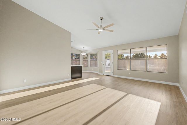 576 S MOOREA Drive, Gilbert, AZ 85296