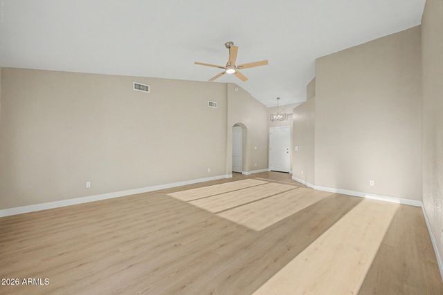 576 S MOOREA Drive, Gilbert, AZ 85296